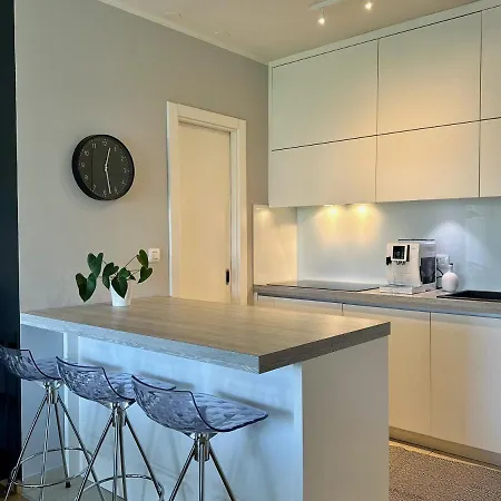 Urban Aparment Διαμέρισμα Ζαντάρ